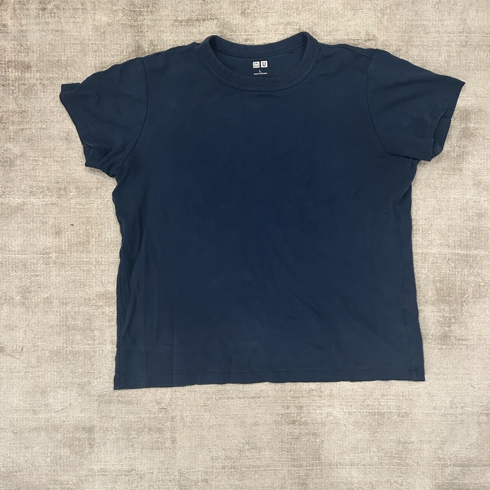 Uniqlo Navy Great Fit Tee, excellent condition, size l, fully cotton